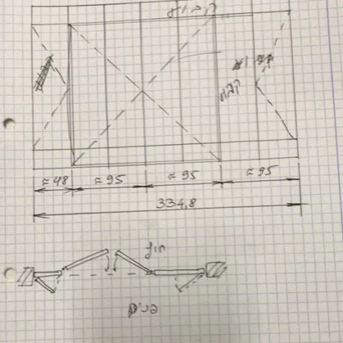 סקיצה לויטרינה בלגית ברזל עם חלונות