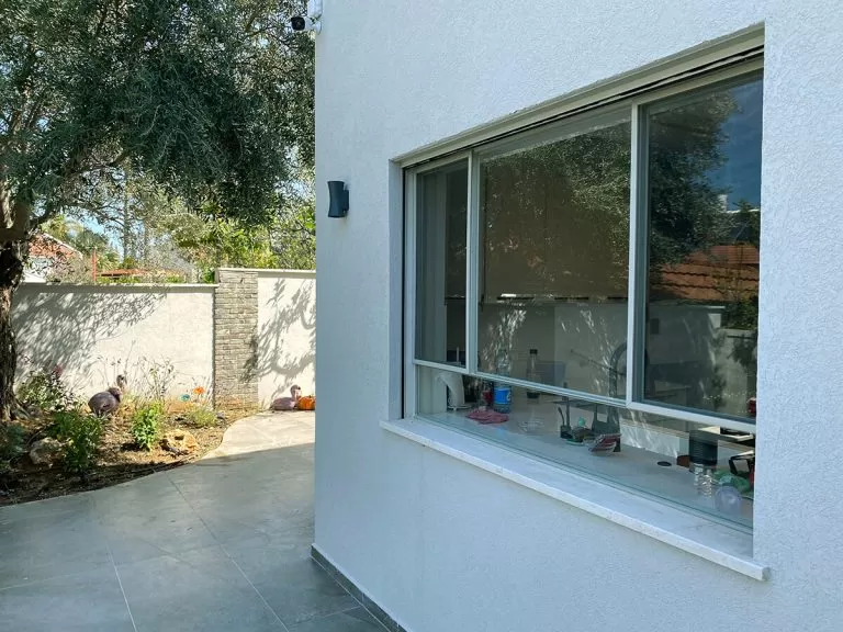 חלון בלגי קטן